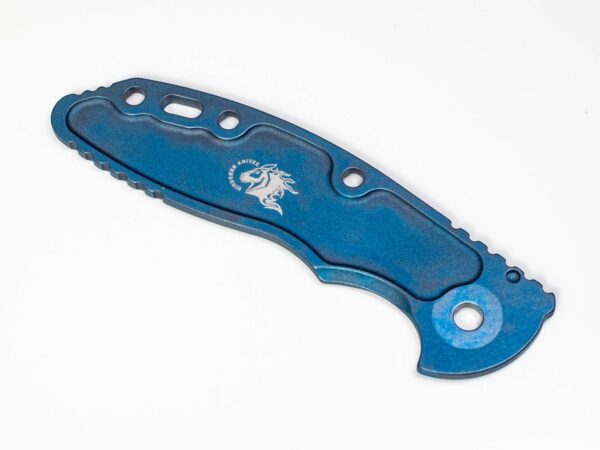 3.5&#8243; XM18 Titanium Scale-Textured-Milled Horse Head Logo-Battle Blue-Blue with Silver outline Horse