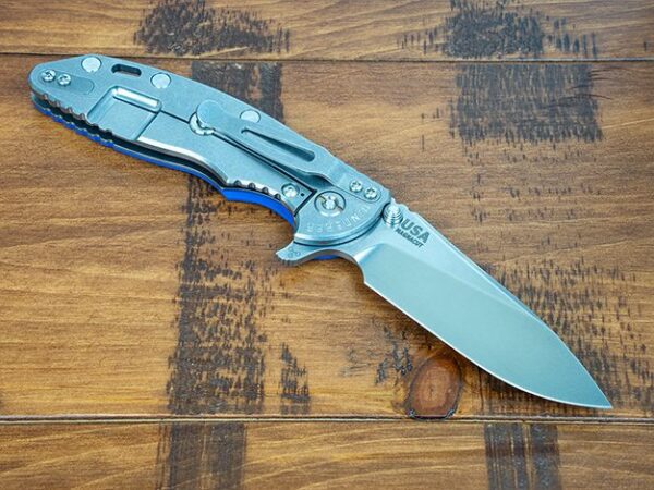 XM-18 3.5&#8243; Skinny Slicer-MagnaCut-Stonewash-Blue G10